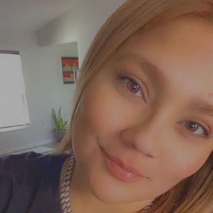 Meet your Posher, Amneris